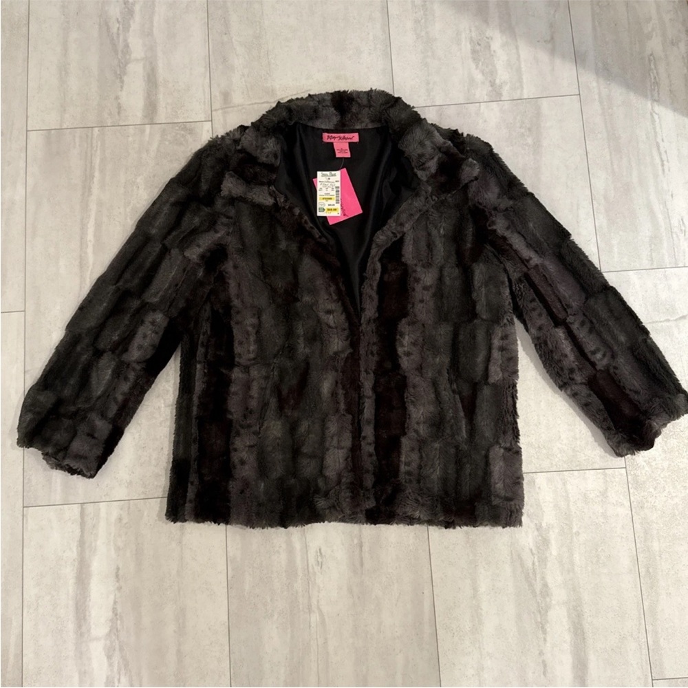 Rare Find! Betsey Johnson Women's Faux Fur Jacket Black/Gray Medium NWT - Picture 8 of 12